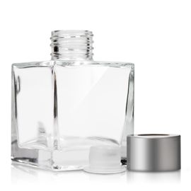 中国 顧客用ガラス拡散器のびん/正方形の明確な水晶香水瓶 サプライヤー